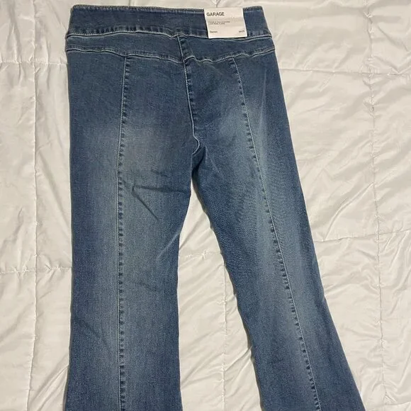 Garage - Low Rise Flare Jeans - Picture 4 of 7